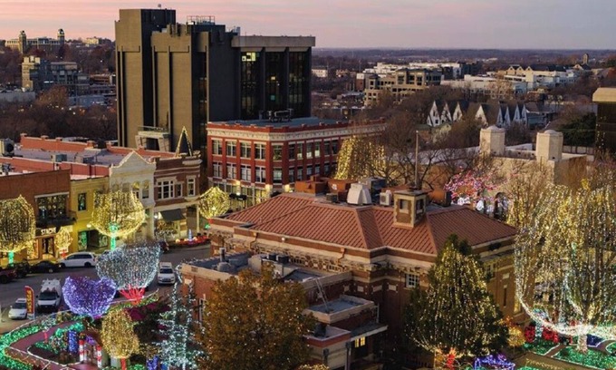 Fayetteville Condominio | Private and quiet Condo close to Dickson Street and Historic Fayetteville Square