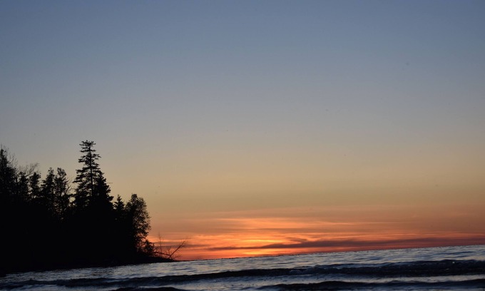 Carp Lake Cabaña | Private and secluded lakefront 15 Minutes From Mackinaw City