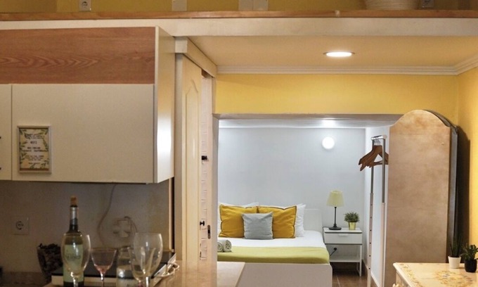 Alcantara Apartamento | Private Apartment inside of a guest house