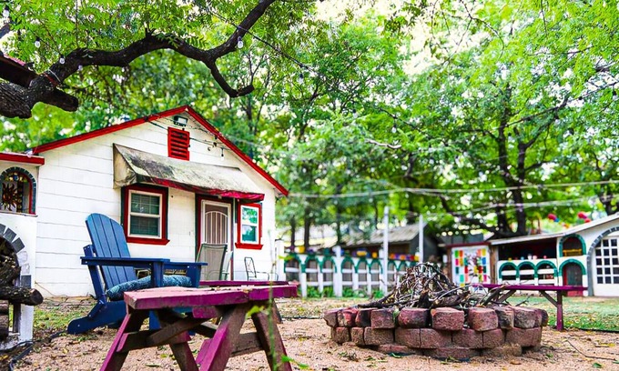 Fort Worth Apartamento | Private Artist Retreat near the Stockyards