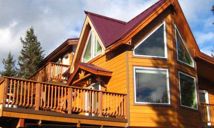 Moose Pass Chalet De Esquí | Chalet privado impresionante con vistas - Bañera de hidromasaje, Wi-Fi, teléfono celular - Alaska: justo fuera de la ventana