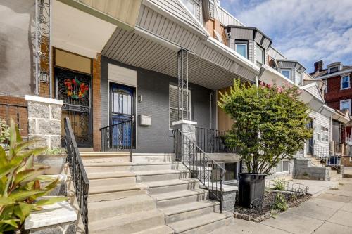 Philadelphia Casa | Private Backyard Jawn! Multi-Level Philly Rowhouse