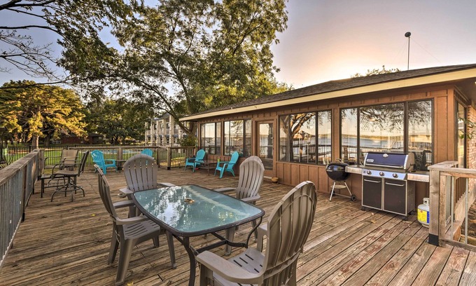 Azle Casa | Private Beach & Dock: Home on Eagle Mountain Lake