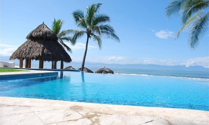 La Cruz de Huanacaxtle Casa | Private Beach House - Sandy Beach con Surf Pausa /