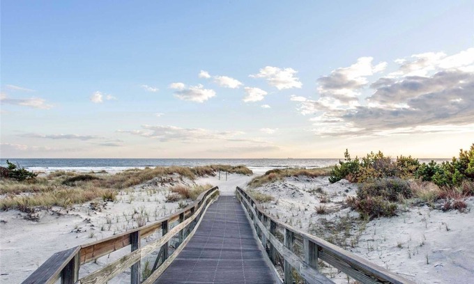 Lido Beach Casa | private beach house