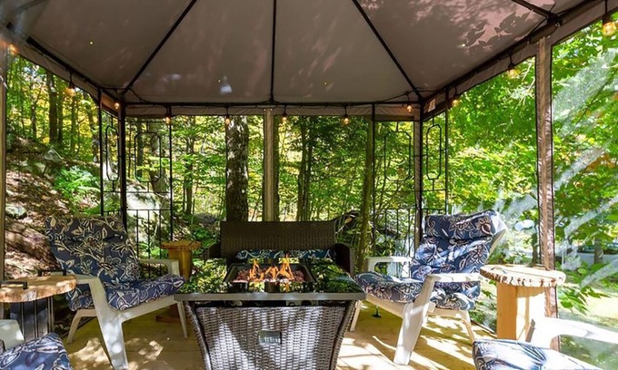 Utterson Cabaña | Private Beachfront Oasis on Skeleton Lake