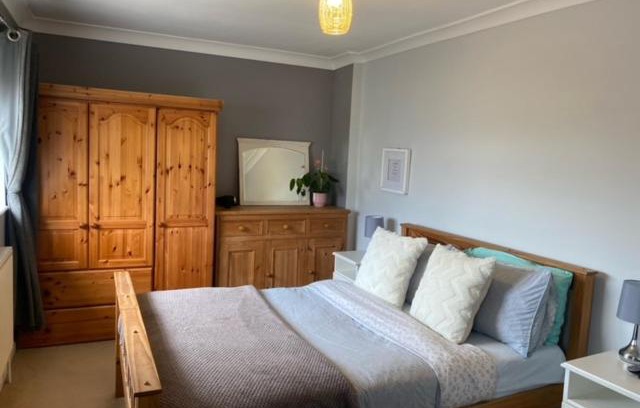 Street Casa | Private bedroom in quiet house.