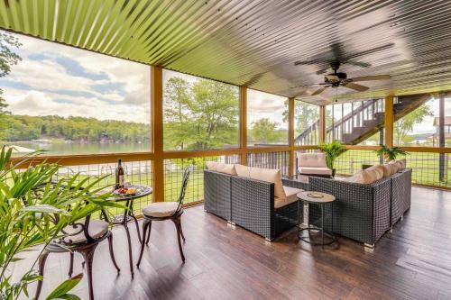 Hayesville Casa | Private Boat Dock and Grill Lake Chatuge Getaway!