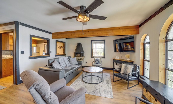 Grove Casa | Private Boat Slip & Dock: Lakefront Grove Retreat!