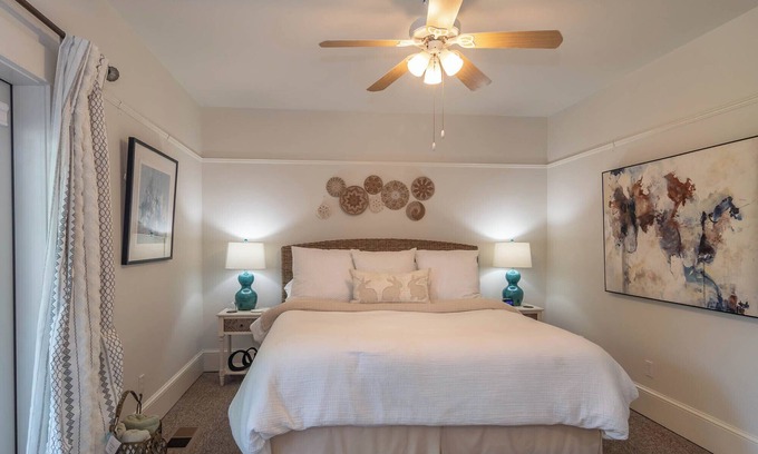 Roseburg Casa | Private bungalow with AC in charming Roseburg