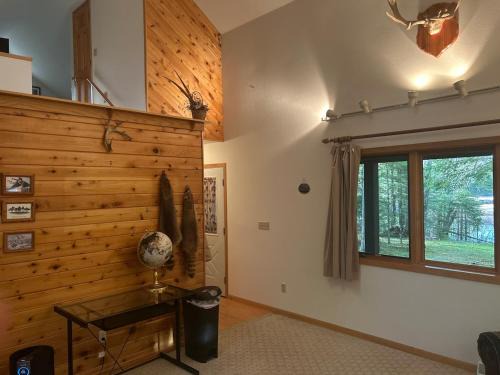 Crandon Casa | Private Cabin Getaway