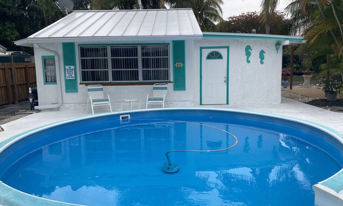 Pompano Beach Cabina | CABINA PRIVADA Cabina limpia, cómoda y acogedora a 5 minutos de la playa / Propiedad única