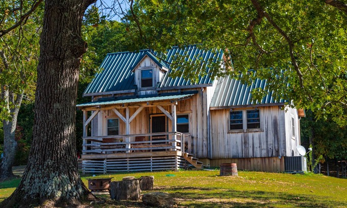 Seaman Cabina | Private cabin on 80 acre farm in Adams County Ohio