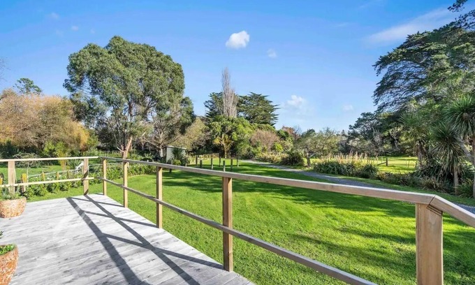 Paraparaumu Chalet De Esquí | Private Cabin Retreat