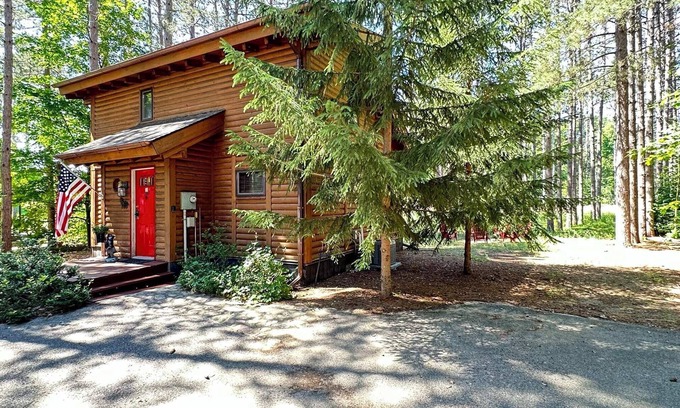 Thompsonville Cabina | Crystal Mountain Cabin Escapate