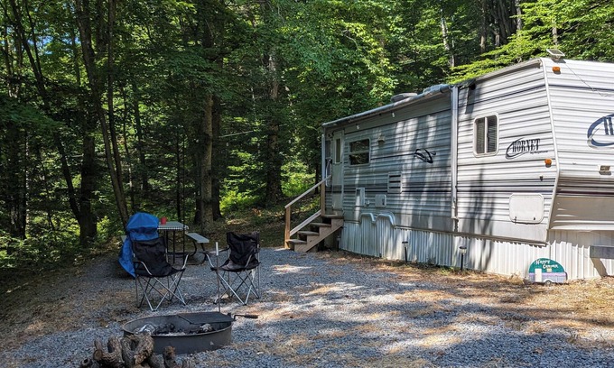 Drennen Casa | Private Camper