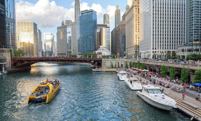 Belmont Cragin Apartamento | Private Chicago Retreat Minutes to Logan Square!