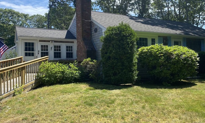 Harwich Center Cabaña | Private Cottage close to bike trail and lakes. Dogs Are Welcome!