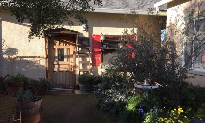 Cupertino Casa | Private Cottage in Cupertino