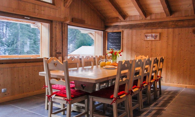 Montriond Chalet De Esquí | Casa de campo privada en el corazón de la naturaleza