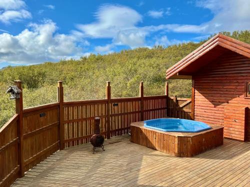 Blaskogabyggd Casa | Private cottage on Golden Circle with hot tub