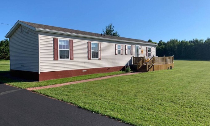 Prince County Casa | Private cottage to enjoy while taking in a view of the Darnley basin!
