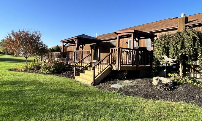 Lansing Casa | Private Country Home, Convenient Location