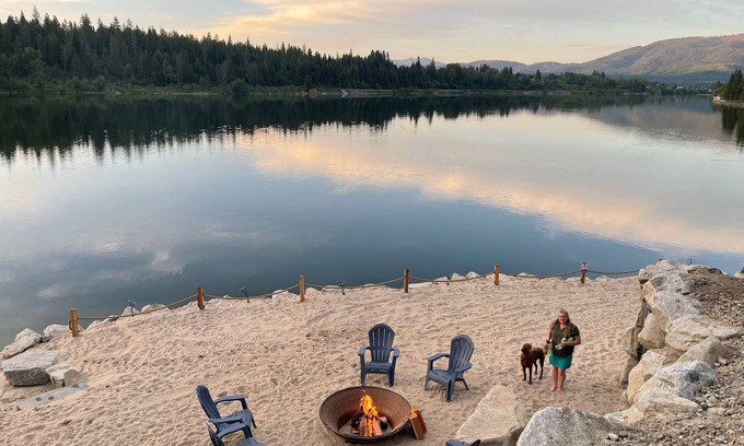 Priest River Casa | Private Cove River Home with water toys, 200 foot sandy beach and boat dock.