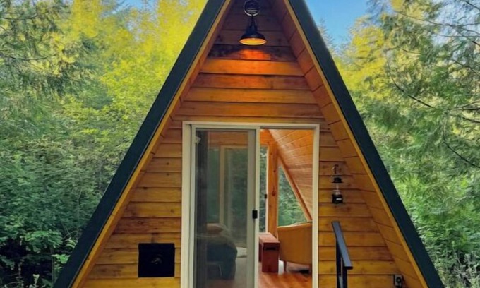 Yacolt Cabina | Private Cozy Aframe Moulton Cabin 3 @ Pull Caffe wood roasted coffee & bakery