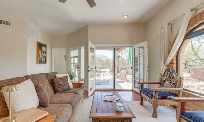 Casas Adobes Estates Casa | Private Desert Garden: Cozy Tucson Casita