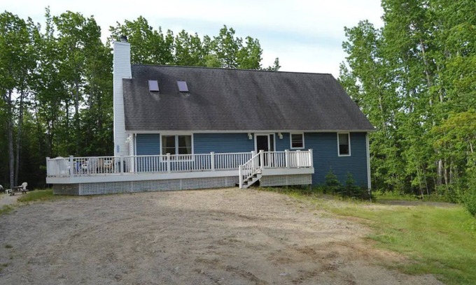 Columbia Falls Casa | Private Downeast Home in the woods