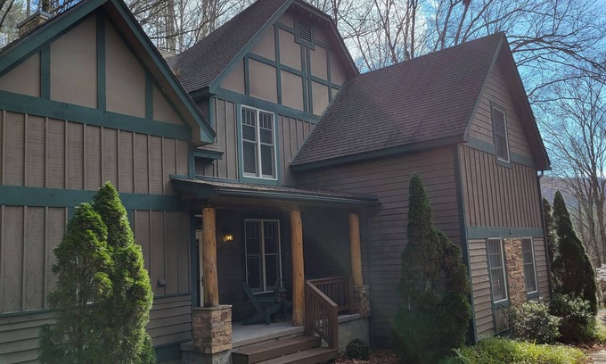 Foscoe Casa | Private Echota Resort home, great amenities, 2car garage, near best attractions