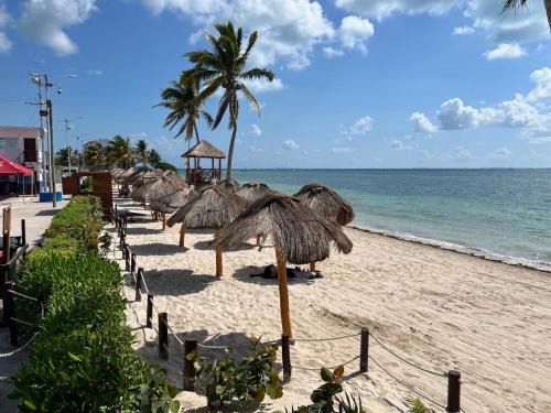 Puerto Juárez Apartamento | Private Edificio Casa Playa Blanca 2 minutes walking distance to the beach