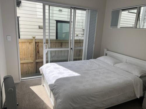 Auckland Casa | Private Ensuite for singles or couples