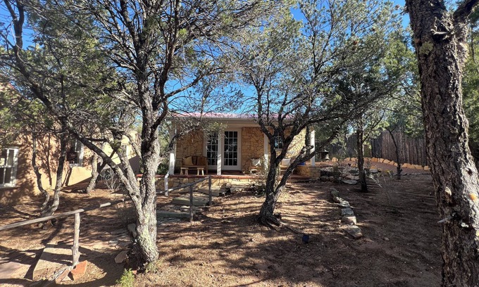 Vista Encantada Casa | Private estate-property on 4 secluded acres minutes to town