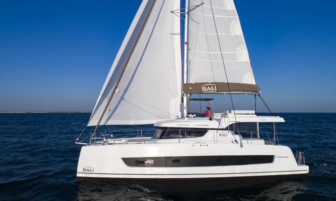 Barceloneta Alquiler De Eote | Private Exclusive Catamaran 'Hang Loose'