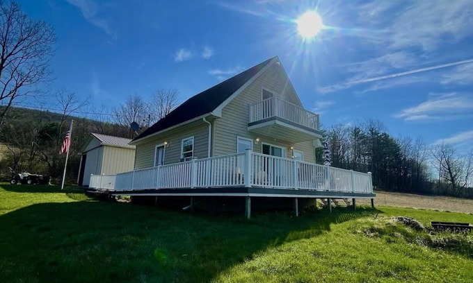 Savona Casa | Private Family Home on 12.5 acres in the Finger Lakes!