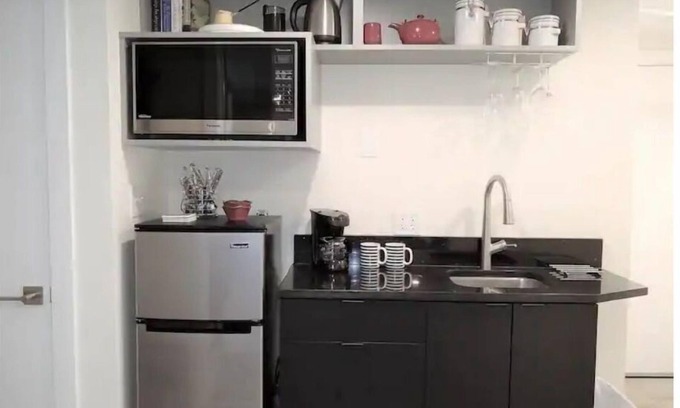 Mount Olympus Casa | Private Floor with a View. Hosted By Realtor