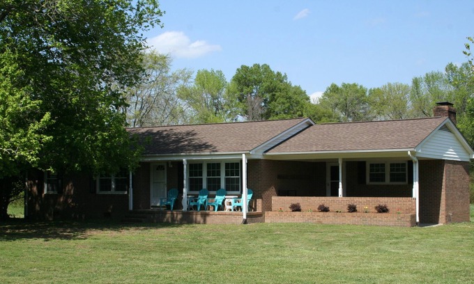Pittsboro Casa | Casa rural privada agradable 2 millas de las colinas de Shakori