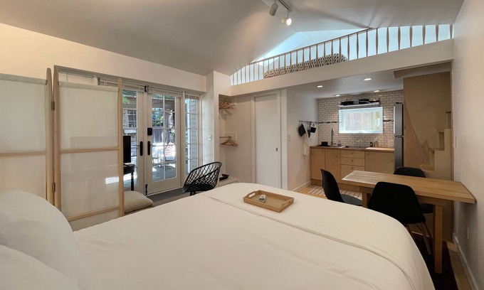 Wallingford Cabaña | Private Garden Cottage in Wallingford