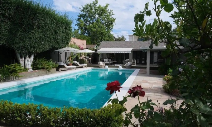 Valley Village Casa | Private garden oasis-Lg. pool, deck w/ bbq.15 min- Beverly Hills & W. Hollywood.