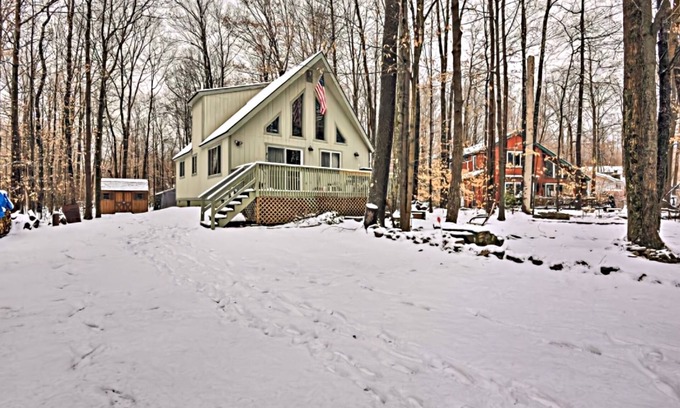 Pocono Lake Chalet De Esquí | Estancia privada en una urbanización cerrada