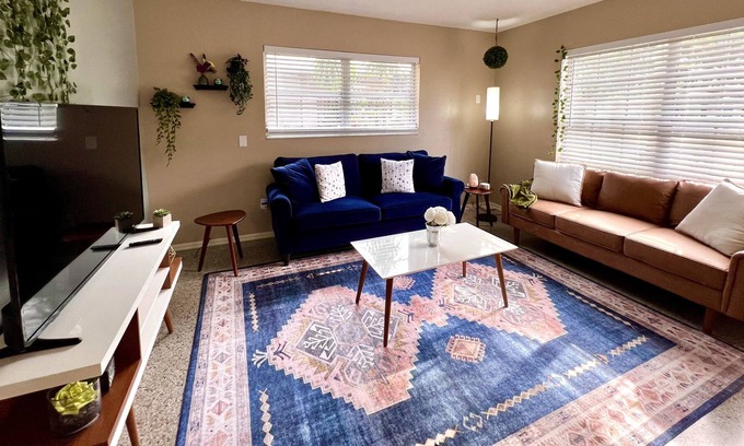 Port Tampa City Casa | Private Getaway in Tampa, 5 minutes to Beach!