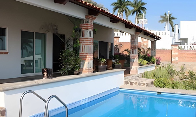 San Nicolás de Ibarra Casa | Vista del lago · Private HEATED Pool - Lake View House - Golf Club