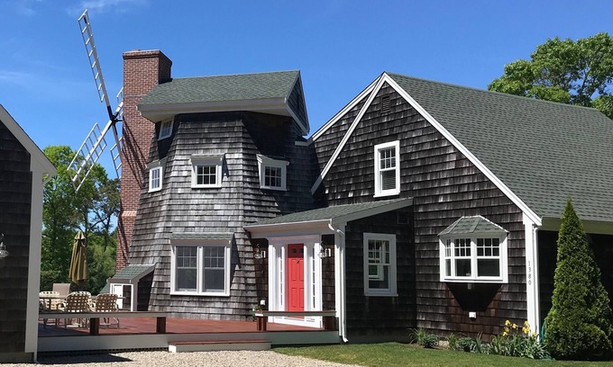 East Harwich Casa | ¡Refugio privado con piscina climatizada de agua salada y molino de viento!