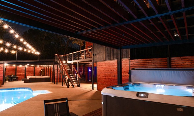 Mountain Home Casa | Private HEATED Pool & Hot Tub; Fire Pit; Gameroom
