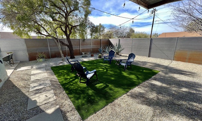 Blenman-Elm Casa | Private Home- 5 min from U of A, Downtown And Banner UMC