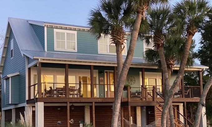 Daufuskie Island Casa | PRIVATE HOME/DOCKAGE ON ICW, MARKER 40!