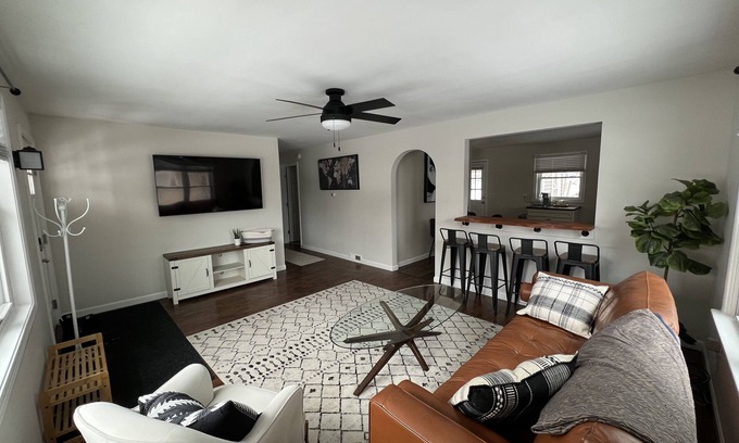 Winooski Casa | Private Home Food + Bars