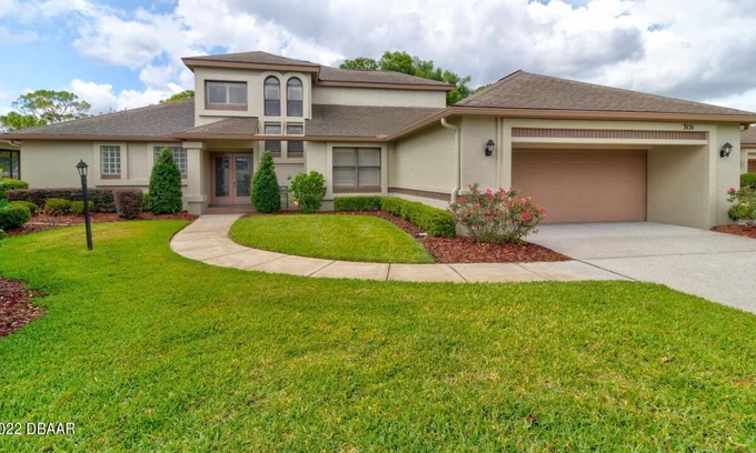 Samsula-Spruce Creek Casa | Private Home - Gated - Golf - Pool - Fly-in